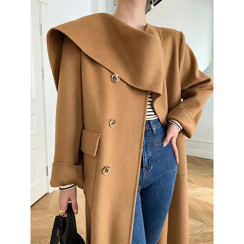 Winter Warm Designed Luxury Long Woolen Outerwear for Women