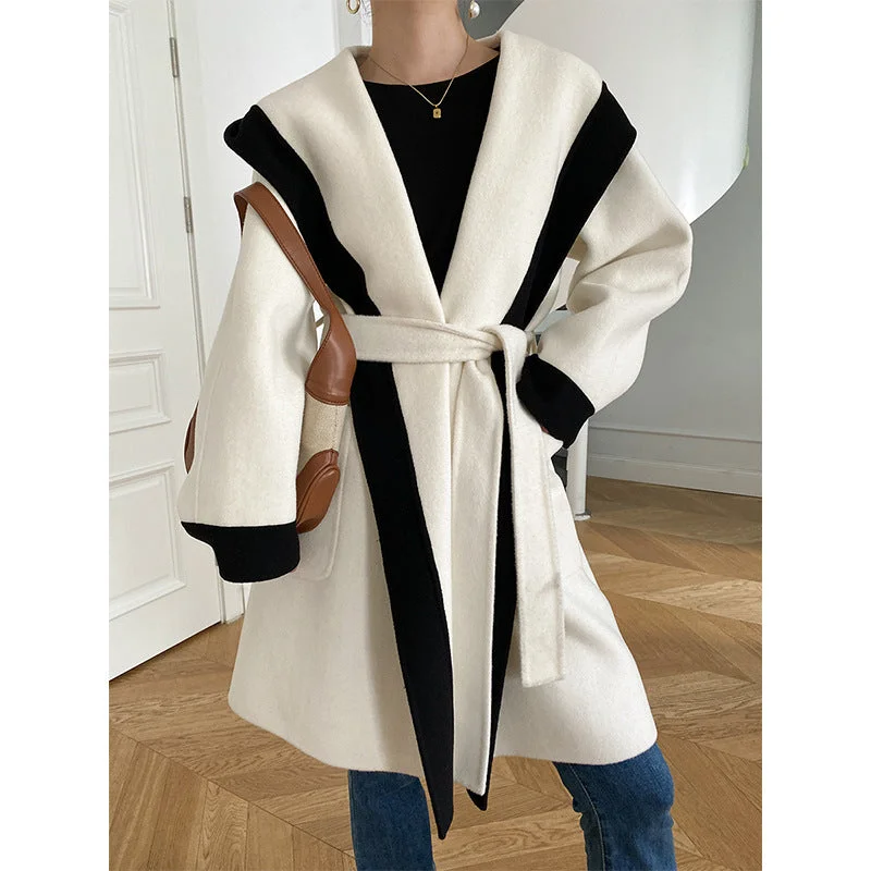 Luxury White Black Woolen Outerwear for Women