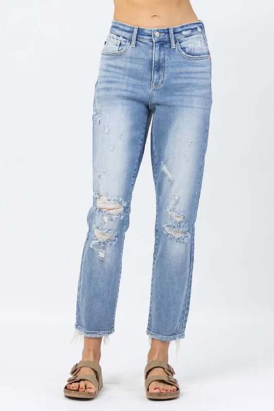 90's Hi Rise Slim Straight Leg Jeans In Medium Wash